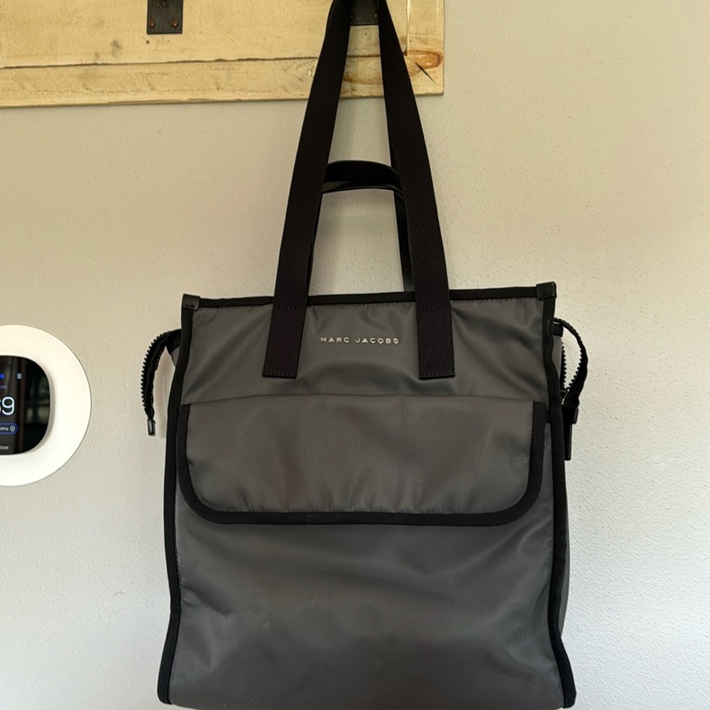 Mark Jacob's tote